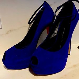 Giuseppe Zanotti Suede Heels EU40